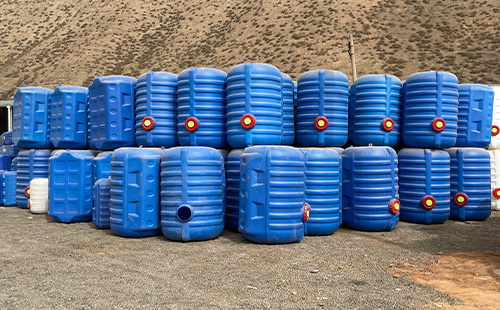 雨水收集与利用：万科华洁舟曲塑料桶提供创新解决方案