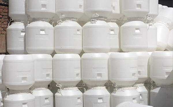 舟曲塑料桶耐化学腐蚀性能选择指南