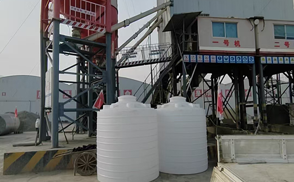 舟曲立式运输桶交付案例｜全新PE材质 · 多行业适配 · 批量稳定供应